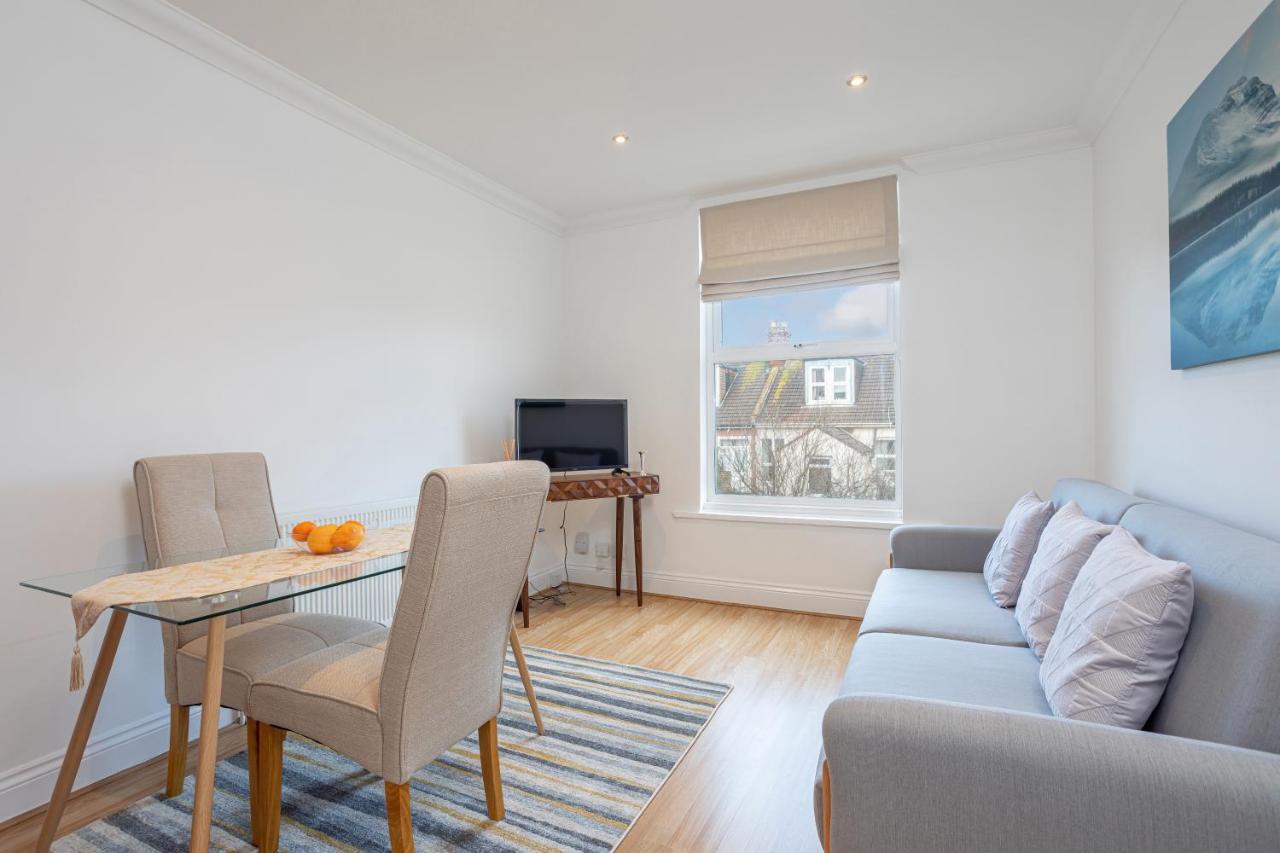 Luxury Granada Apartments - 1 & 2 Bed Flats W Free Parking Perfect For Contractors, Students Near The Beach Portsmouth Buitenkant foto