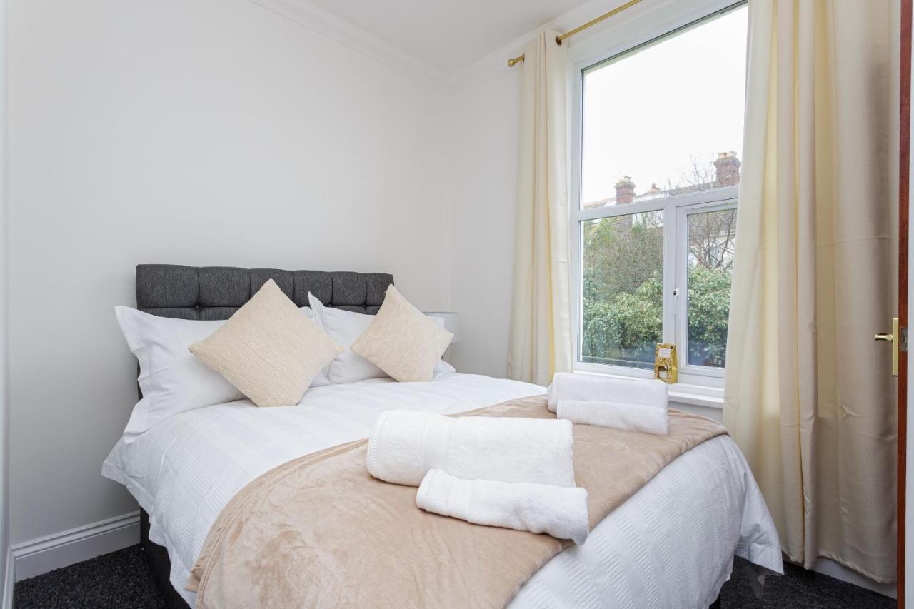 Luxury Granada Apartments - 1 & 2 Bed Flats W Free Parking Perfect For Contractors, Students Near The Beach Portsmouth Kamer foto
