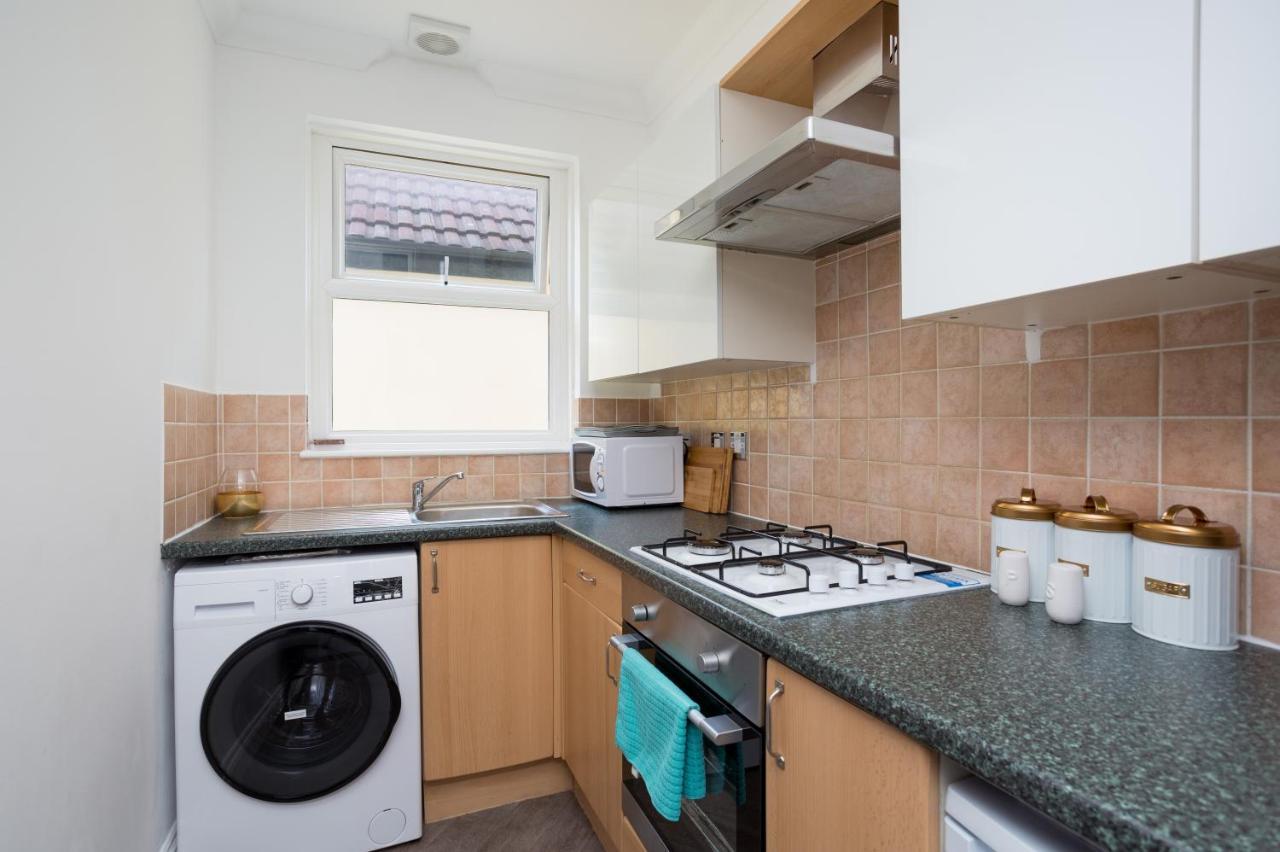 Luxury Granada Apartments - 1 & 2 Bed Flats W Free Parking Perfect For Contractors, Students Near The Beach Portsmouth Kamer foto