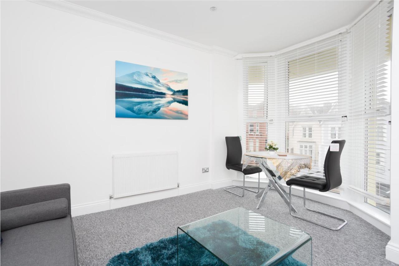 Luxury Granada Apartments - 1 & 2 Bed Flats W Free Parking Perfect For Contractors, Students Near The Beach Portsmouth Kamer foto