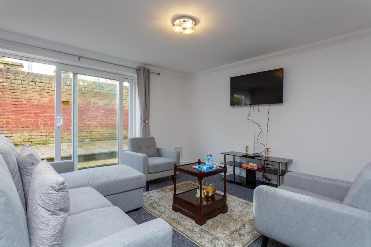 Luxury Granada Apartments - 1 & 2 Bed Flats W Free Parking Perfect For Contractors, Students Near The Beach Portsmouth Kamer foto