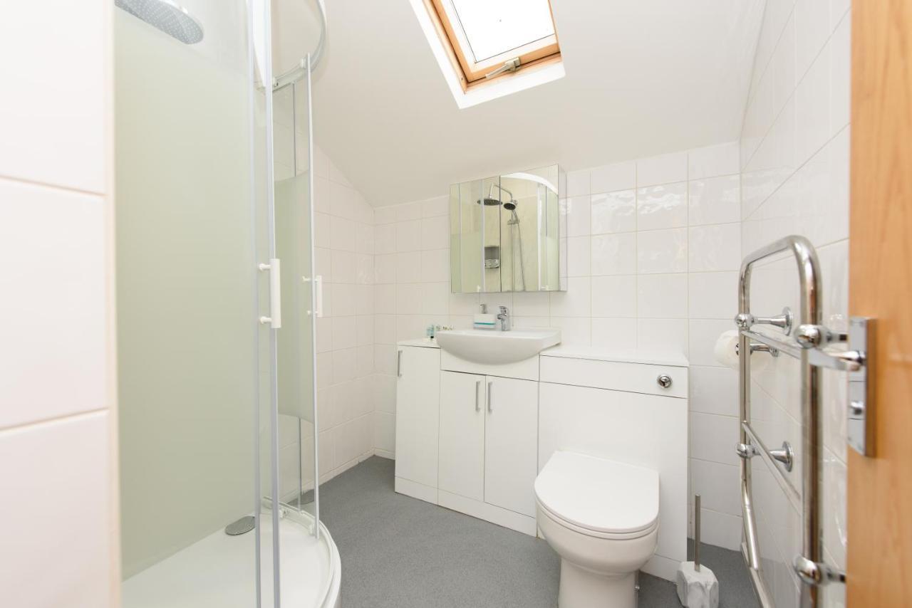 Luxury Granada Apartments - 1 & 2 Bed Flats W Free Parking Perfect For Contractors, Students Near The Beach Portsmouth Kamer foto